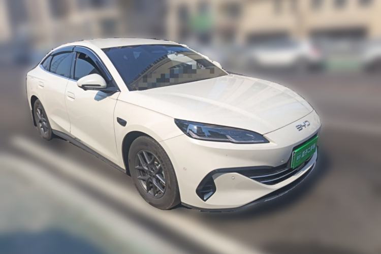 Used BYD Seal 06 New Energy 2025 DM-i Smart Drive 80KM Luxury Model Front Right 45 Deg