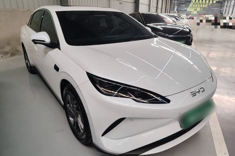 Used BYD Seal 06 New Energy 2025 EV 470KM Prestige Edition Front Right 45 Deg
