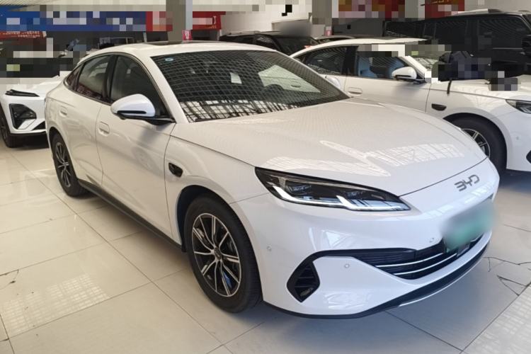Used BYD Seal 06 New Energy 2025 DM-i Smart Drive 120KM Prestige Model Front Right 45 Deg