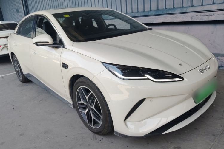 Used BYD Seal 06 New Energy 2025 EV 545KM Flagship Edition Front Right 45 Deg