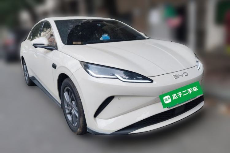 Used BYD Seal 06 New Energy 2025 EV 545KM Premium Edition Front Right 45 Deg