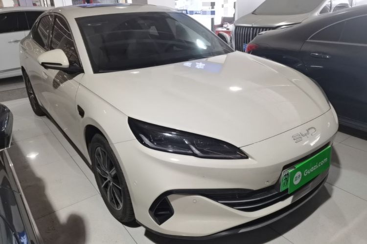 Used BYD Seal 06 New Energy 2025 DM-i Smart Drive 120KM Prestige Model Front Right 45 Deg