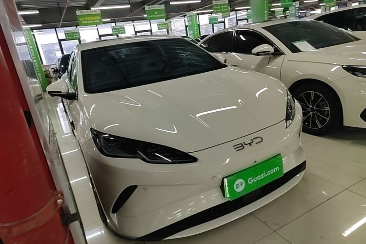 Used BYD Seal 06 New Energy 2025 EV 545KM Flagship Edition Front Right 45 Deg