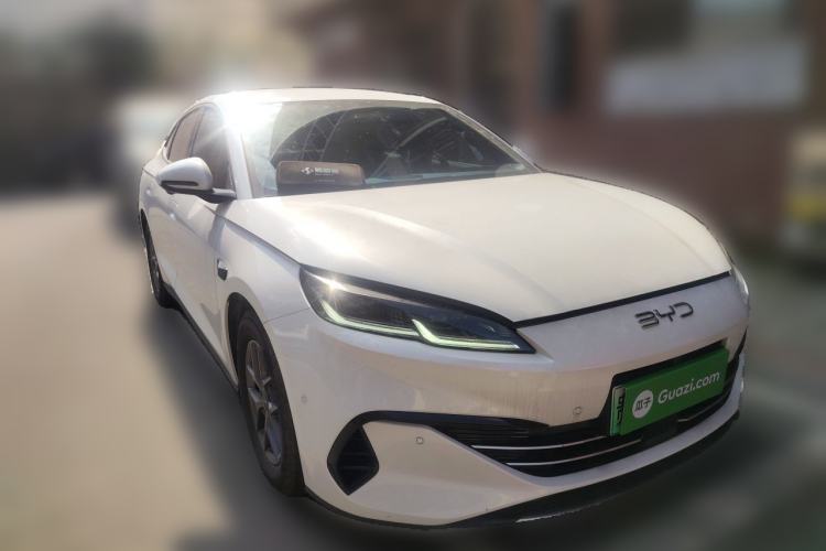 Used BYD Seal 06 New Energy 2025 DM-i Smart Drive 80KM Luxury Model Front Right 45 Deg