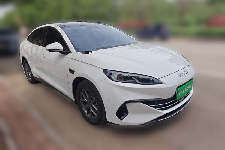 Used BYD Seal 06 New Energy 2025 DM-i Smart Drive 80KM Luxury Model Front Right 45 Deg