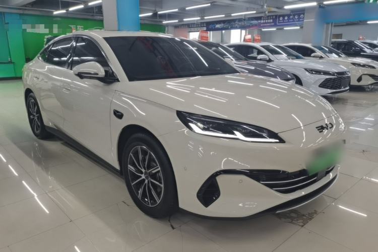 Used BYD Seal 06 New Energy 2025 DM-i Smart Drive 120KM Prestige Model Front Right 45 Deg