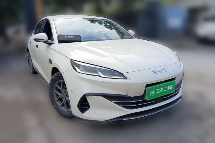 Used BYD Seal 06 New Energy 2025 DM-i Smart Drive 80KM Luxury Model Front Right 45 Deg