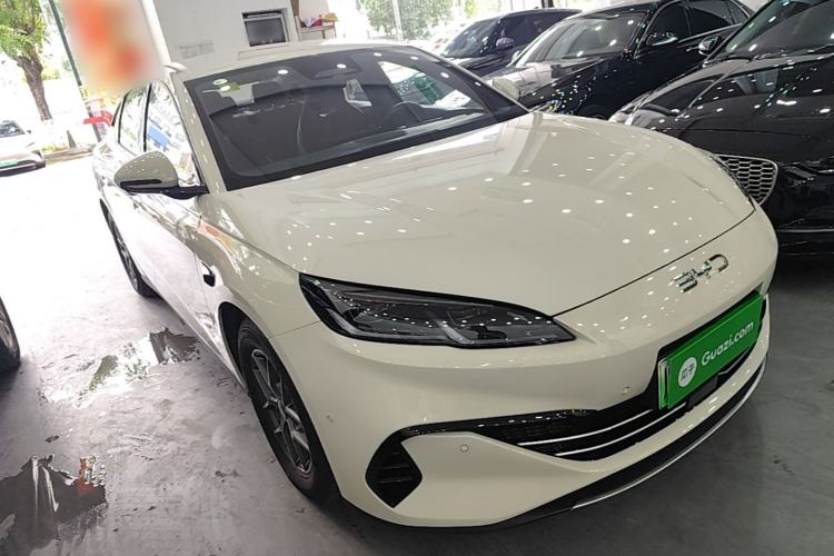 Used BYD Seal 06 New Energy 2025 DM-i Smart Drive 80KM Luxury Model Front Right 45 Deg