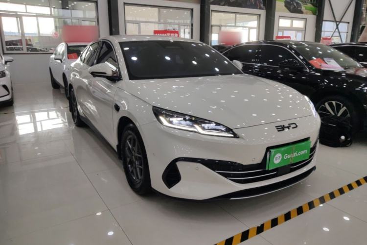 Used BYD Seal 06 New Energy 2025 DM-i Smart Drive 80KM Luxury Model Front Right 45 Deg