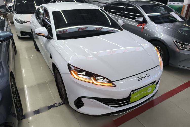 Used BYD Seal 06 New Energy 2025 DM-i Smart Drive 80KM Luxury Model Front Right 45 Deg