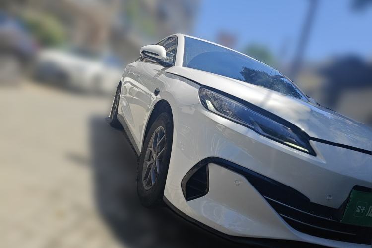 Used BYD Seal 06 New Energy 2025 DM-i Smart Drive 80KM Luxury Model Front Right 45 Deg