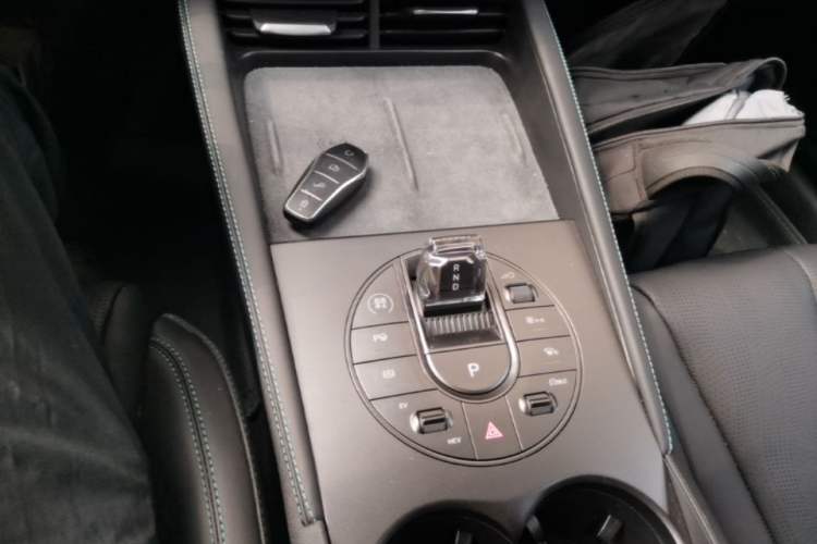 Used BYD Seal 06 New Energy 2025 DM-i Smart Drive 120KM Deluxe Model Gear Lever