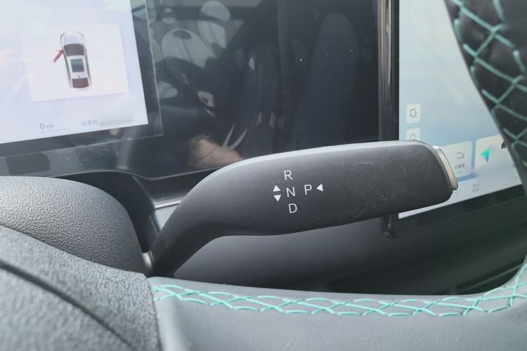 Used BYD Seal 06 New Energy 2025 EV 545KM Premium Edition Gear Lever