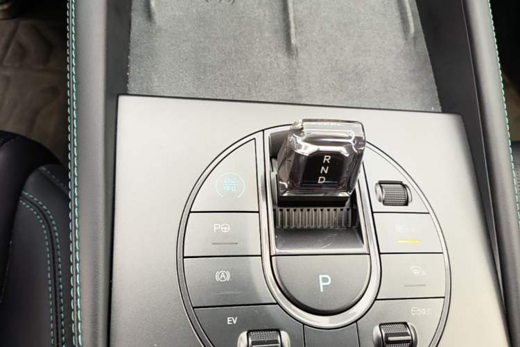 Used BYD Seal 06 New Energy 2025 DM-i Smart Drive 120KM Deluxe Model Gear Lever