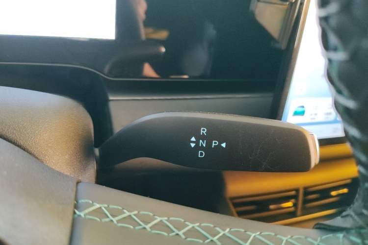 Used BYD Seal 06 New Energy 2025 EV 545KM Premium Edition Gear Lever