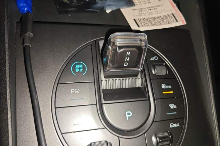 Used BYD Seal 06 New Energy 2025 DM-i Smart Drive 80KM Luxury Model Gear Lever