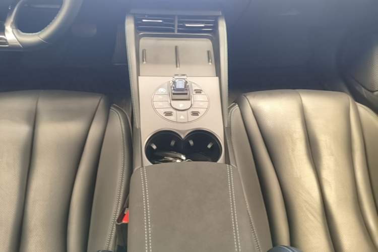 Used BYD Seal 06 New Energy 2025 DM-i Smart Drive 120KM Prestige Model Gear Lever