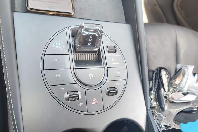Used BYD Seal 06 New Energy 2025 DM-i Smart Drive 120KM Deluxe Model Gear Lever