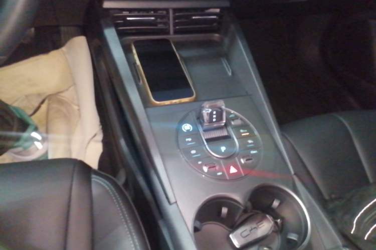 Used BYD Seal 06 New Energy 2025 DM-i Smart Drive 80KM Luxury Model Gear Lever