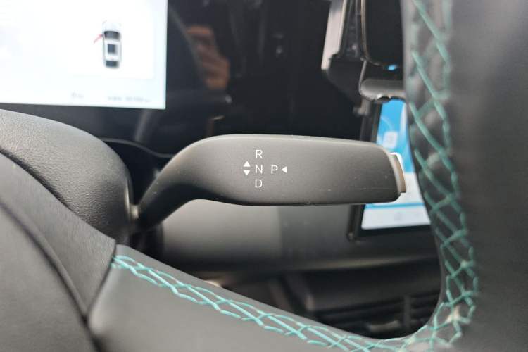 Used BYD Seal 06 New Energy 2025 EV 545KM Premium Edition Gear Lever