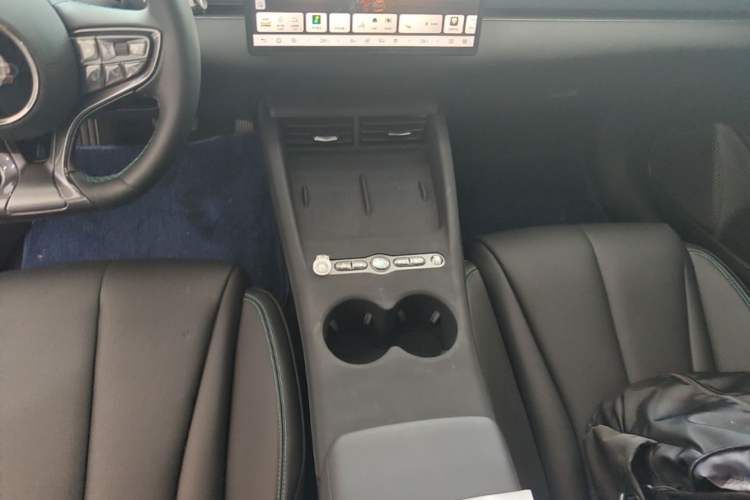 Used BYD Seal 06 New Energy 2025 EV 545KM Premium Edition Gear Lever