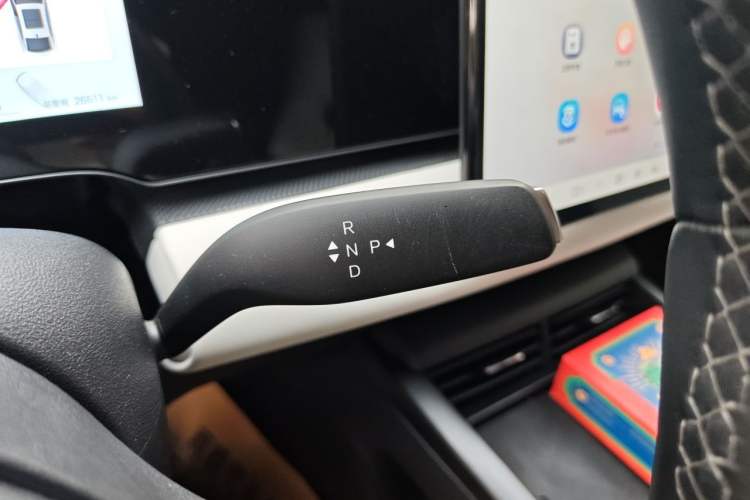 Used BYD Seal 06 New Energy 2025 EV 470KM Prestige Edition Gear Lever