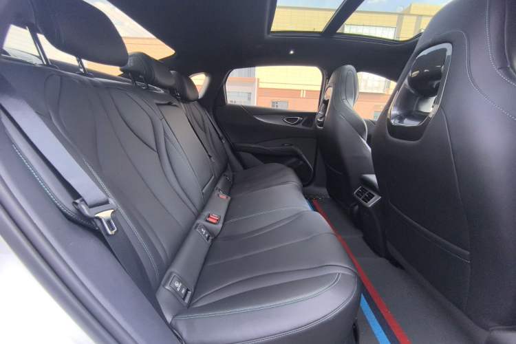 Used BYD Seal 06 New Energy 2025 EV 545KM Premium Edition Headliner