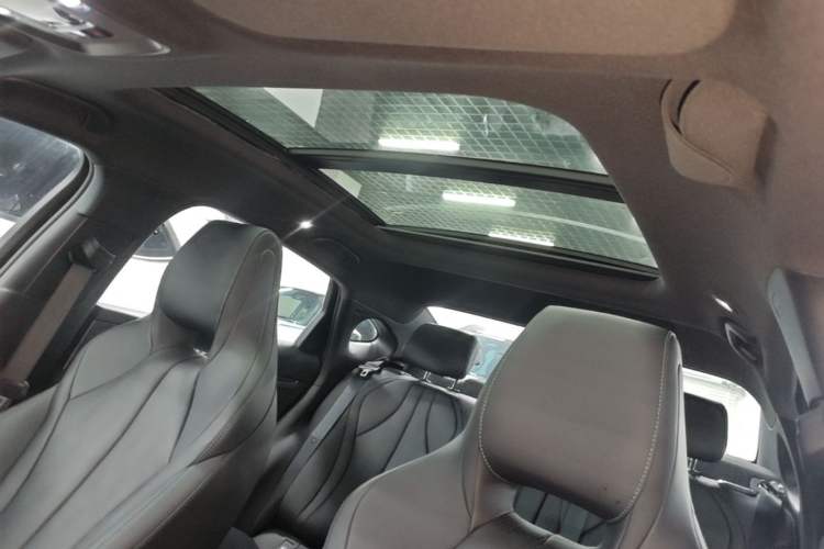 Used BYD Seal 06 New Energy 2025 DM-i Smart Drive 120KM Deluxe Model Headliner