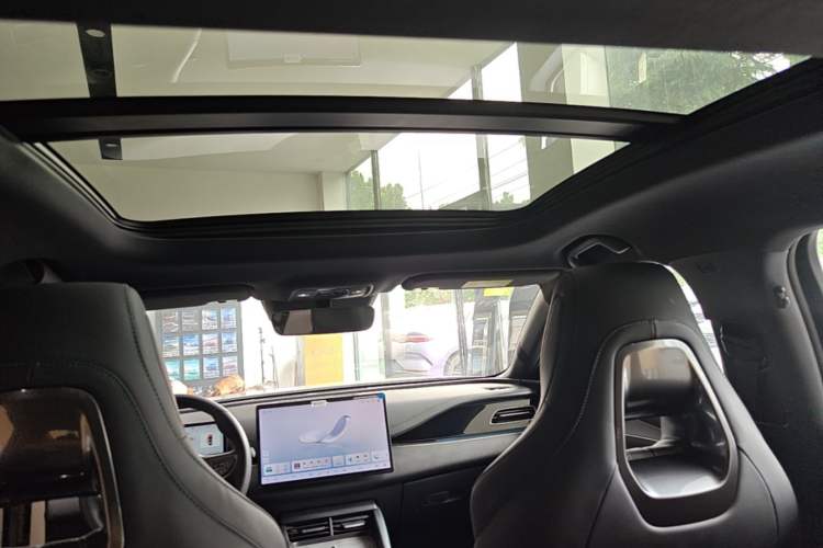 Used BYD Seal 06 New Energy 2025 DM-i Intelligent Drive 120KM Flagship Model Headliner
