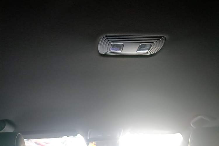 Used BYD Seal 06 New Energy 2025 DM-i Smart Drive 80KM Luxury Model Headliner
