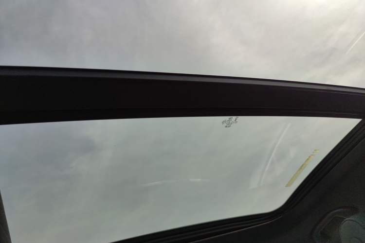 Used BYD Seal 06 New Energy 2025 DM-i Smart Drive 120KM Deluxe Model Headliner