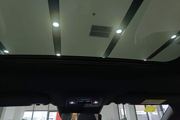 Used BYD Seal 06 New Energy 2025 DM-i Smart Drive 120KM Deluxe Model Headliner