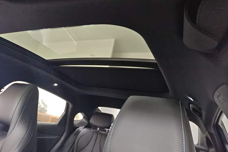 Used BYD Seal 06 New Energy 2025 DM-i Smart Drive 120KM Deluxe Model Headliner