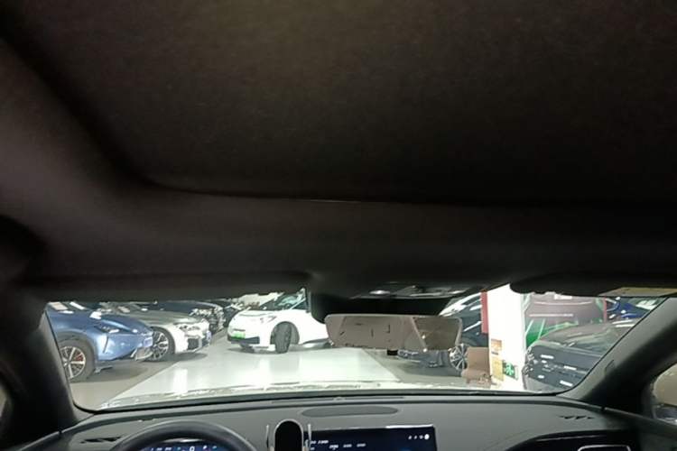 Used BYD Seal 06 New Energy 2025 DM-i Smart Drive 80KM Prestige Model Headliner