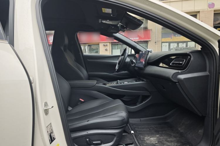 Used BYD Seal 06 New Energy 2025 DM-i Smart Drive 120KM Deluxe Model Interior 1