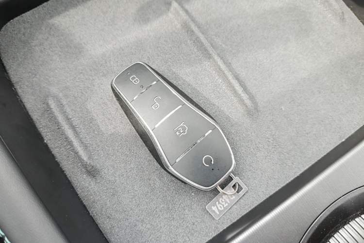 Used BYD Seal 06 New Energy 2025 DM-i Intelligent Drive 120KM Flagship Model Interior 1