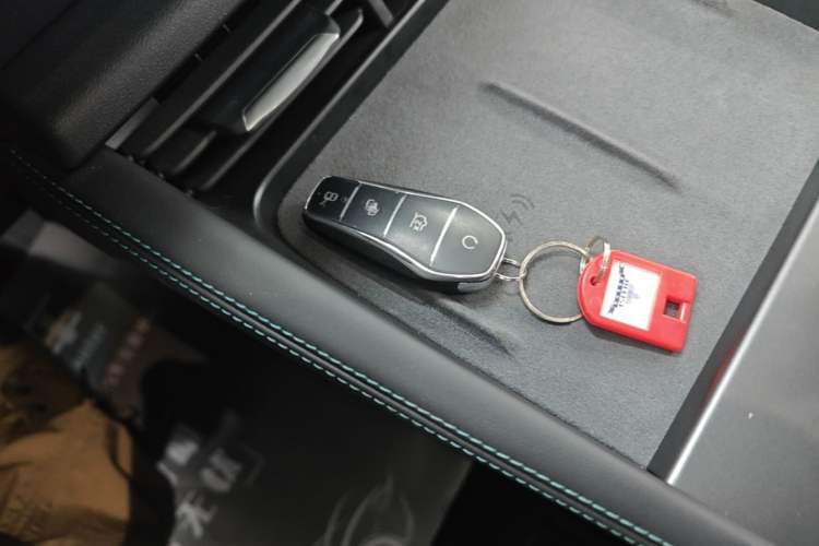 Used BYD Seal 06 New Energy 2025 DM-i Smart Drive 120KM Deluxe Model Interior 1