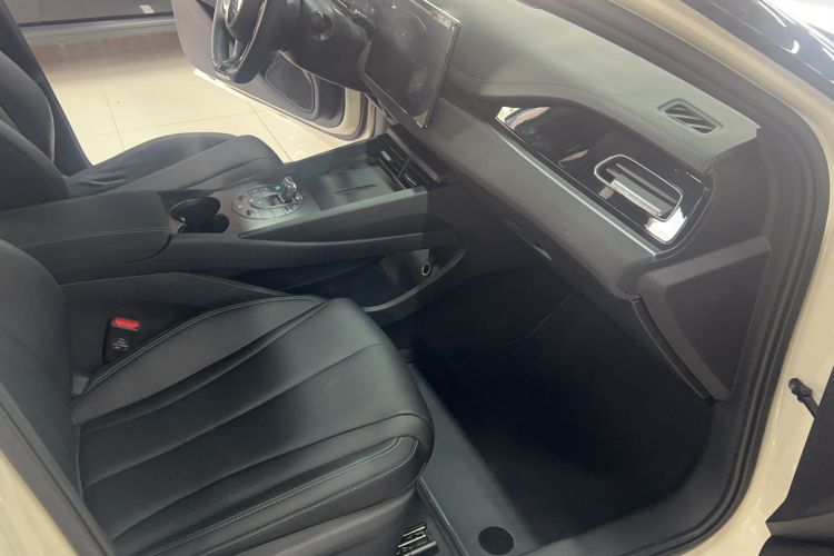 Used BYD Seal 06 New Energy 2025 DM-i Smart Drive 80KM Prestige Model Interior 1
