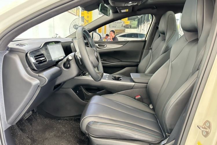 Used BYD Seal 06 New Energy 2025 EV 545KM Premium Edition Interior 1