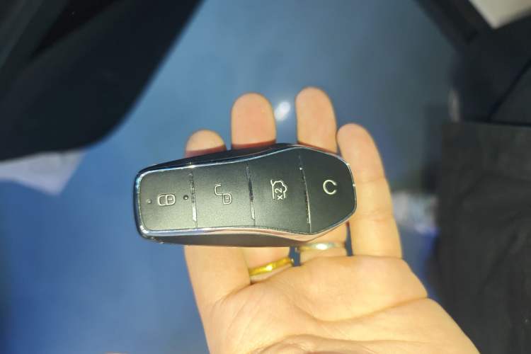 Used BYD Seal 06 New Energy 2025 DM-i Smart Drive 120KM Deluxe Model Interior 1