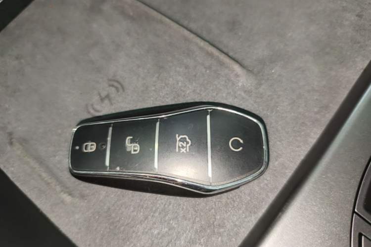 Used BYD Seal 06 New Energy 2025 DM-i Smart Drive 120KM Deluxe Model Interior 1