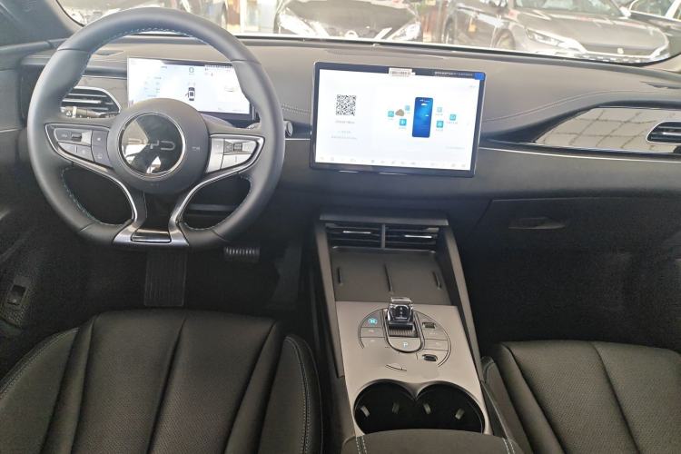 Used BYD Seal 06 New Energy 2025 DM-i Smart Drive 80KM Luxury Model Interior 2
