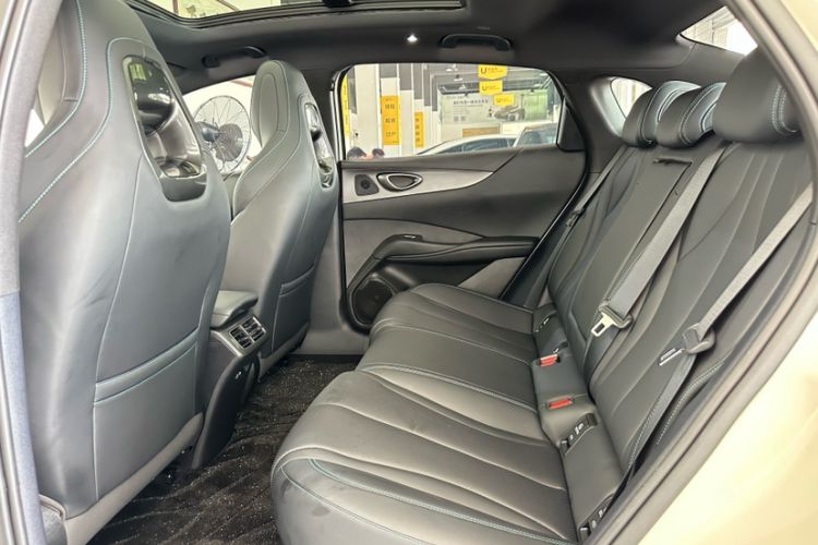 Used BYD Seal 06 New Energy 2025 EV 545KM Premium Edition Interior 2
