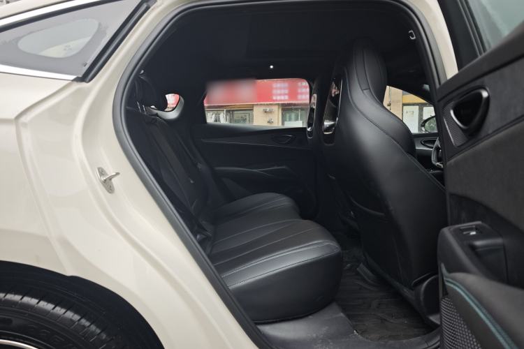 Used BYD Seal 06 New Energy 2025 DM-i Smart Drive 120KM Deluxe Model Interior 3