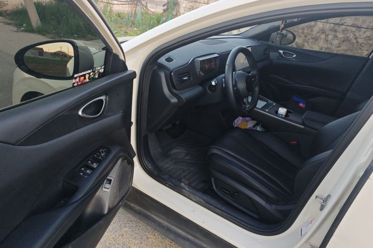 Used BYD Seal 06 New Energy 2025 EV 470KM Prestige Edition Interior 3