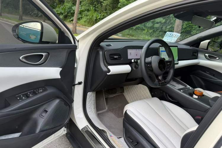 Used BYD Seal 06 New Energy 2025 EV 545KM Premium Edition Interior 3