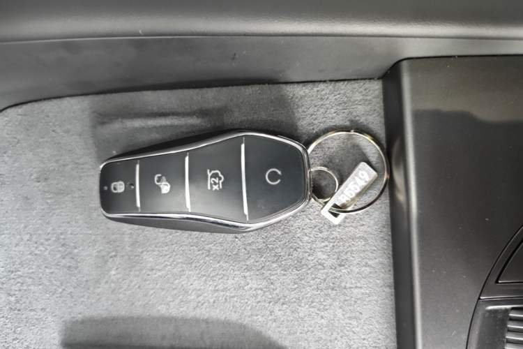 Used BYD Seal 06 New Energy 2025 DM-i Smart Drive 120KM Deluxe Model Interior 5