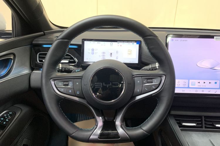 Used BYD Seal 06 New Energy 2025 DM-i Intelligent Drive 120KM Flagship Model Interior 7