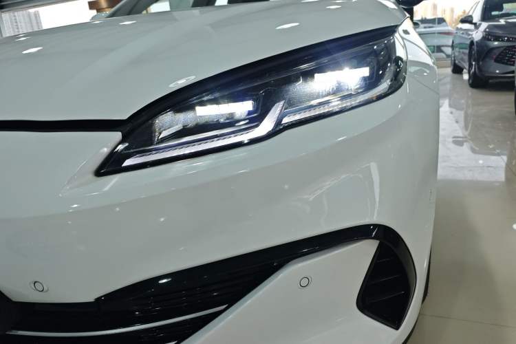 Used BYD Seal 06 New Energy 2025 DM-i Smart Drive 120KM Deluxe Model Left Front Headlight