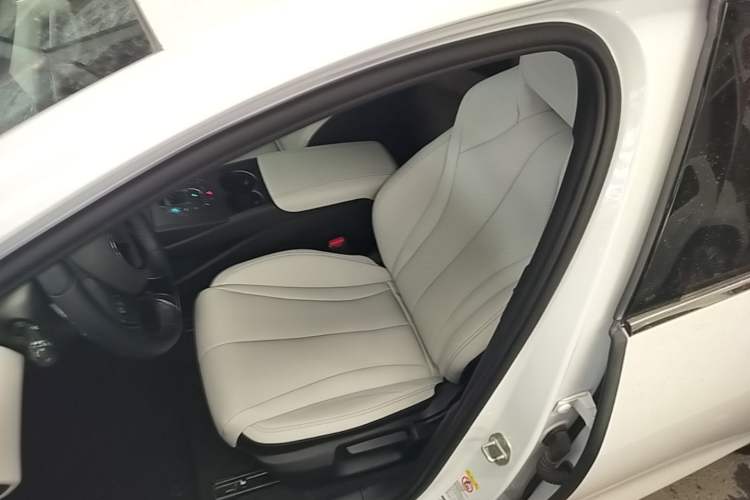 Used BYD Seal 06 New Energy 2025 DM-i Smart Drive 80KM Luxury Model Left Front Seat